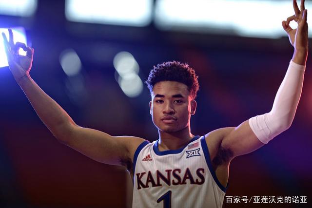 萨卡本赛季在英超送出10次助攻 五大联赛首位球员